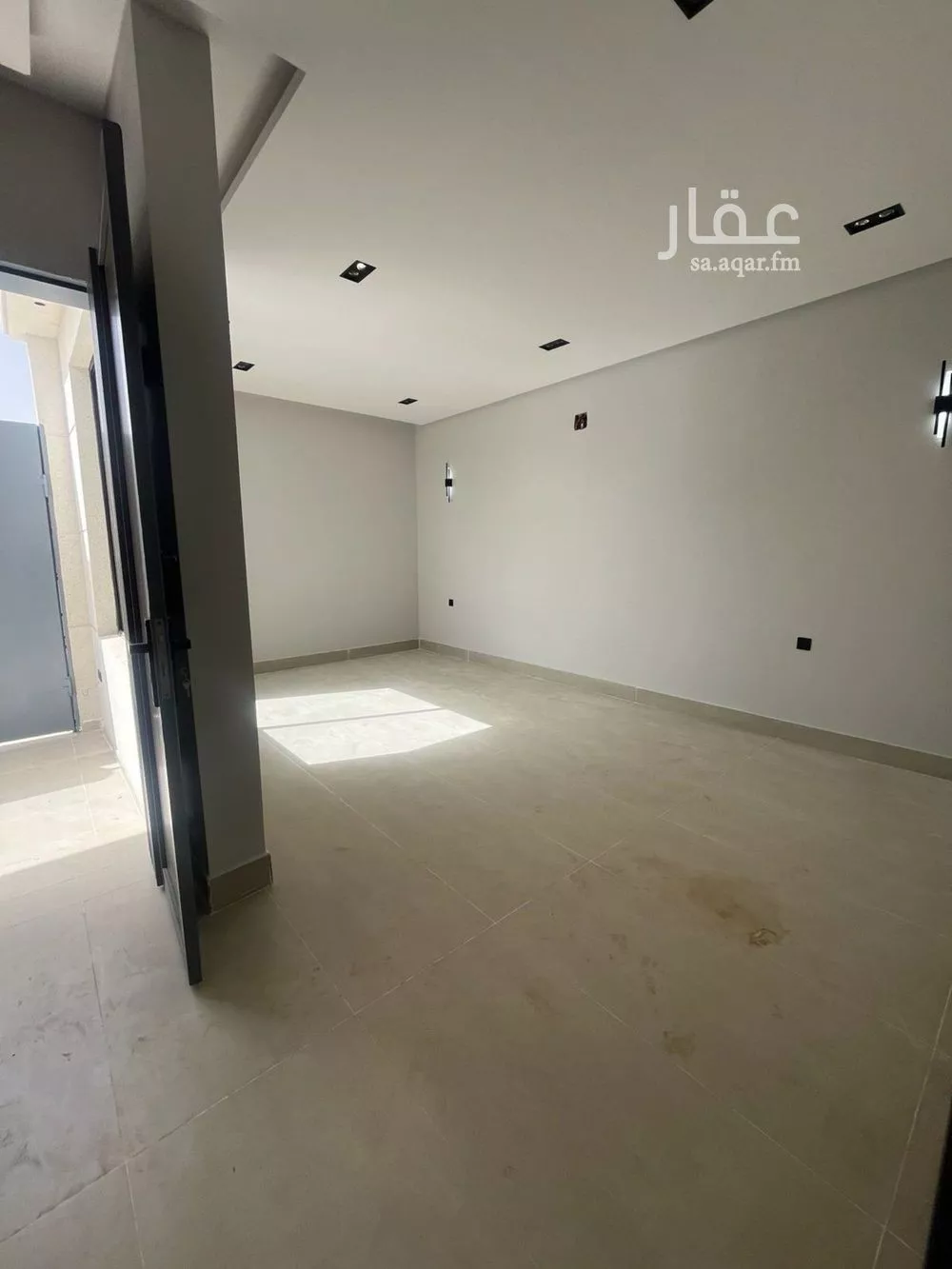 فيلا 5 غرف في طويق 20