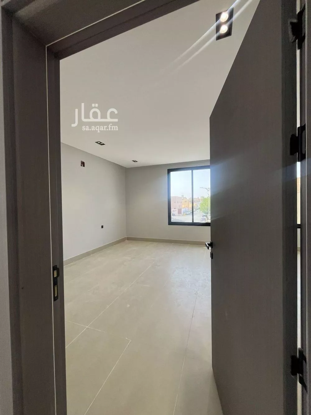 فيلا 5 غرف في طويق 21