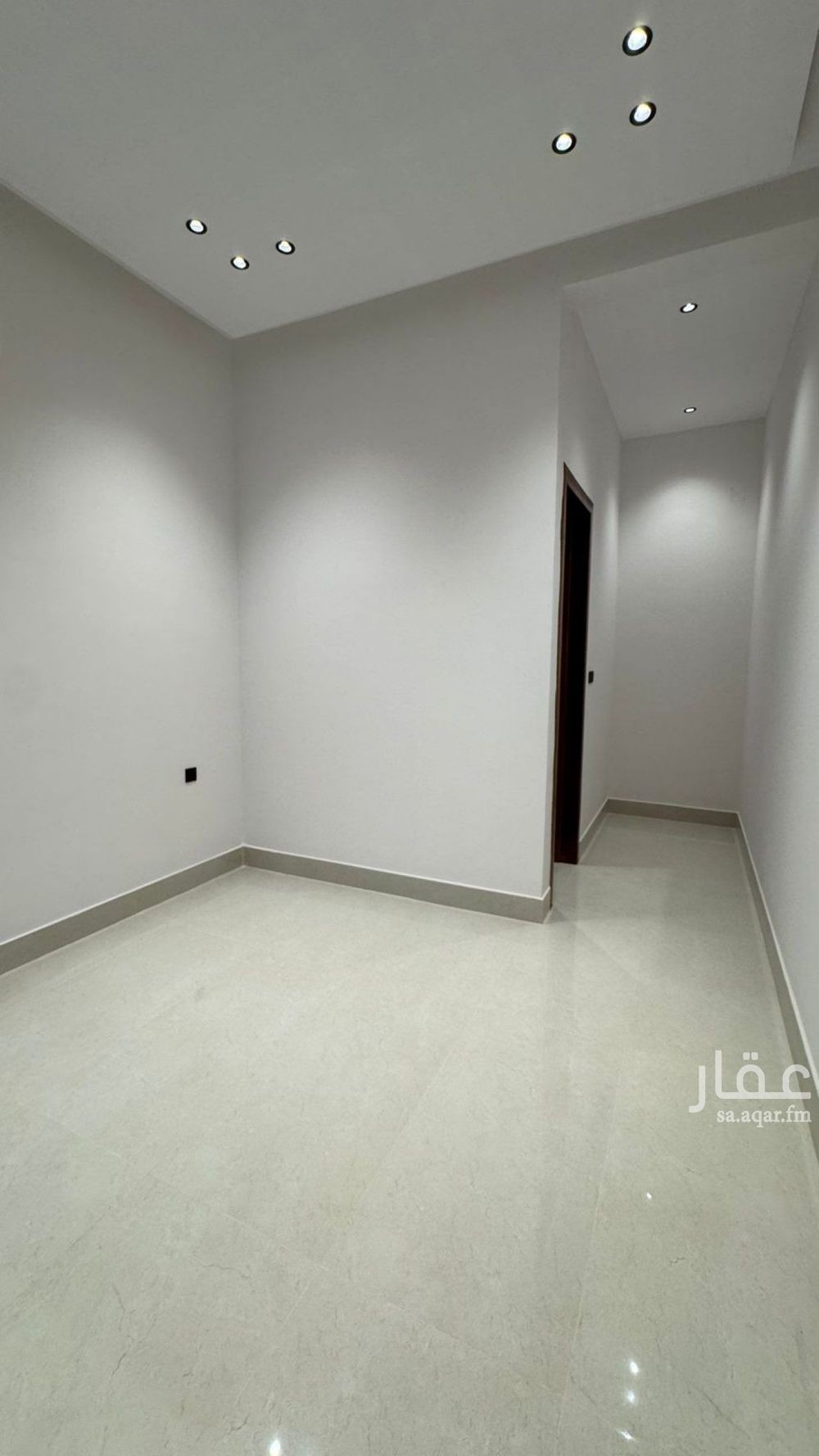 5 bedroom villa in Al Mahdiyyah, Riyadh 14