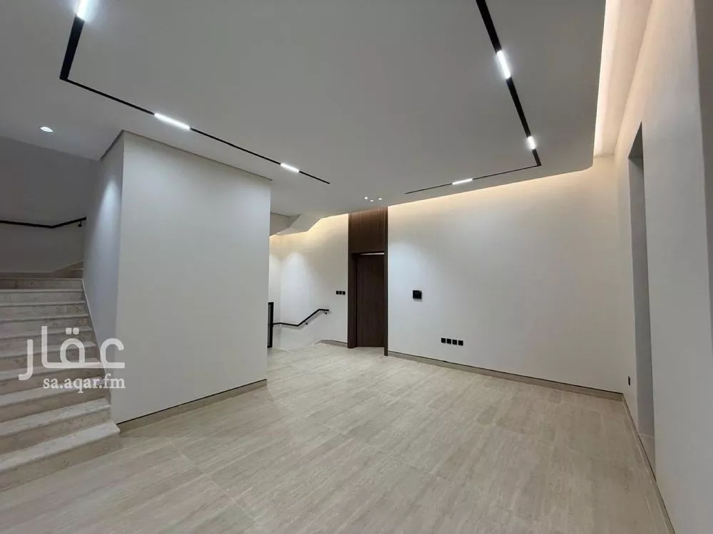 6 bedroom villa in Al Mahdiyyah 11