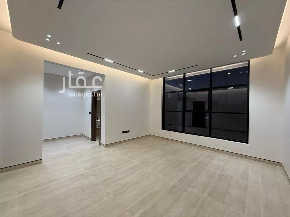 6 bedroom villa in Al Mahdiyyah 17