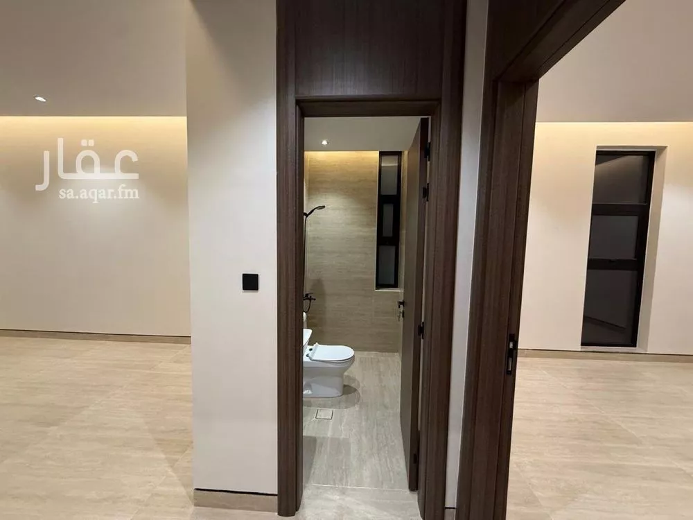 6 bedroom villa in Al Mahdiyyah 22