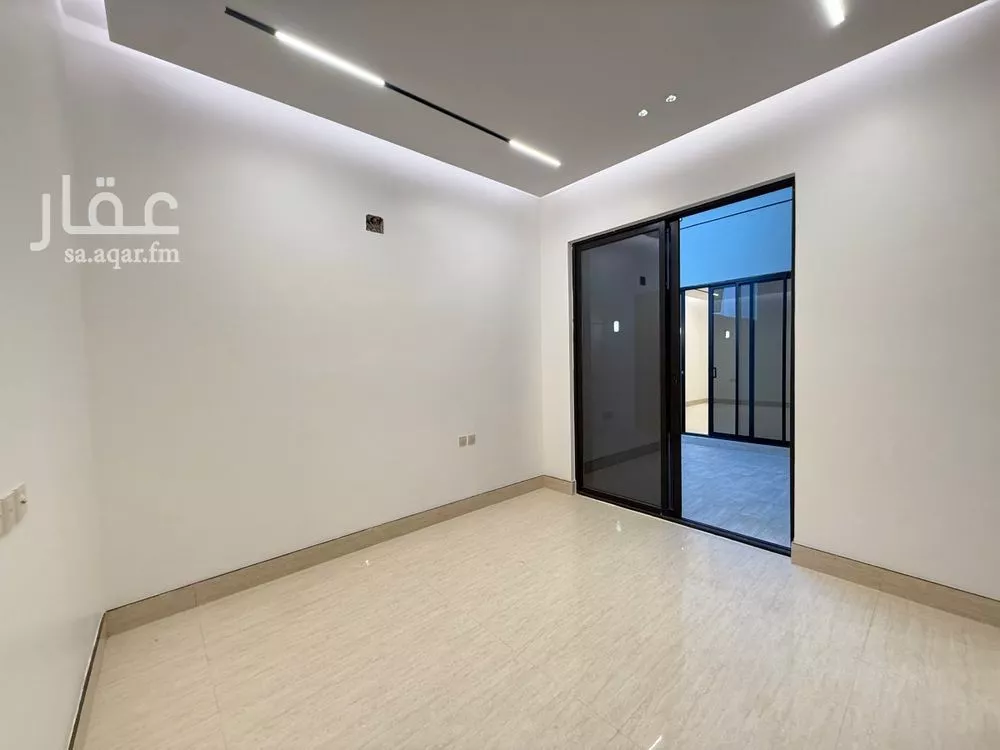 6 bedroom villa in Al Mahdiyyah 12
