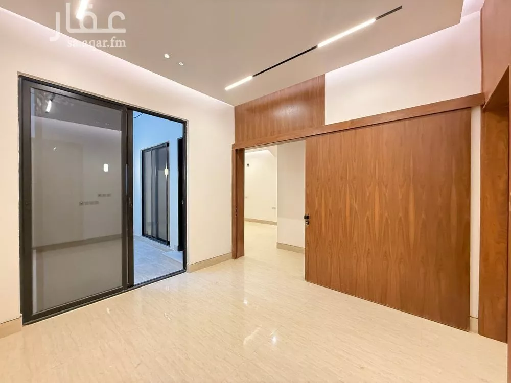 6 bedroom villa in Al Mahdiyyah 13