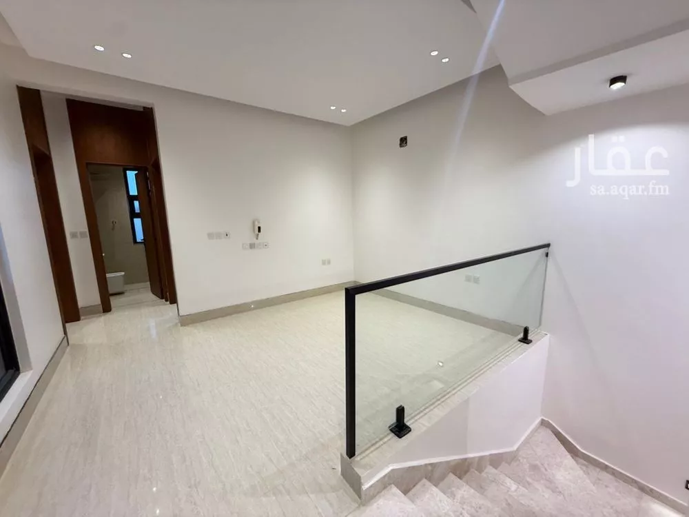 6 bedroom villa in Al Mahdiyyah 18