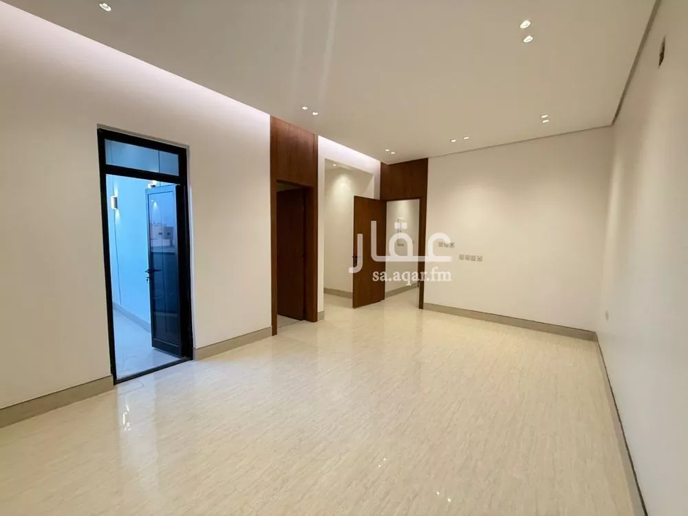 6 bedroom villa in Al Mahdiyyah 27