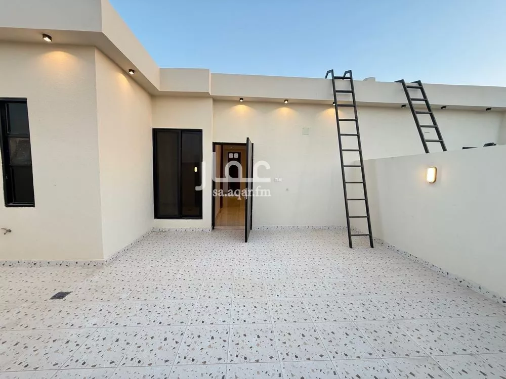 6 bedroom villa in Al Mahdiyyah 30
