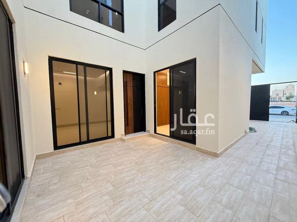 6 bedroom villa in Al Mahdiyyah 4