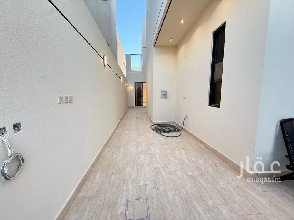 6 bedroom villa in Al Mahdiyyah 6
