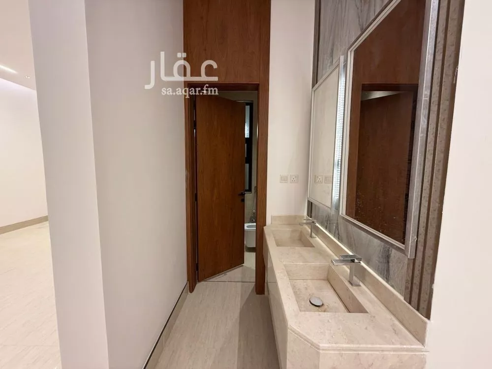 6 bedroom villa in Al Mahdiyyah 9