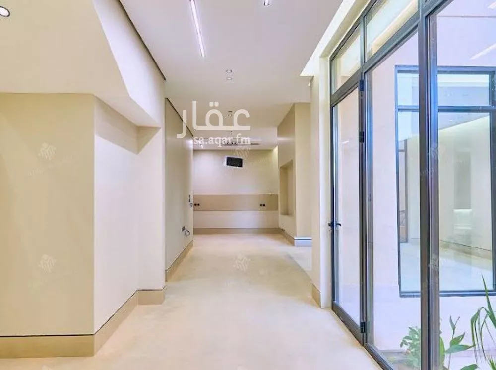6 bedroom villa in Al Mahdiyyah 5