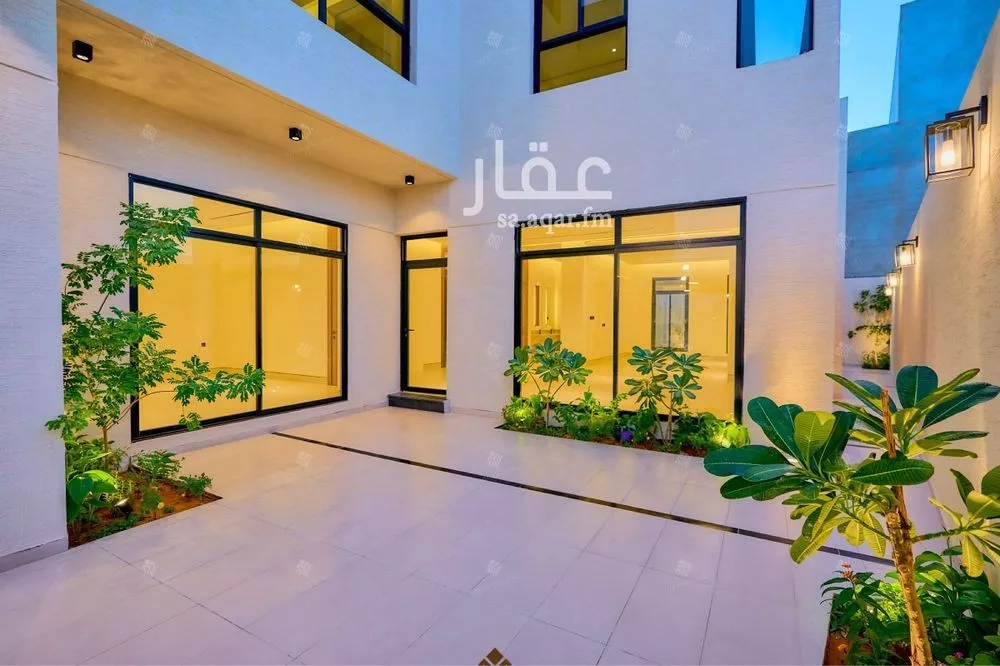 6 bedroom villa in Al Mahdiyyah 13