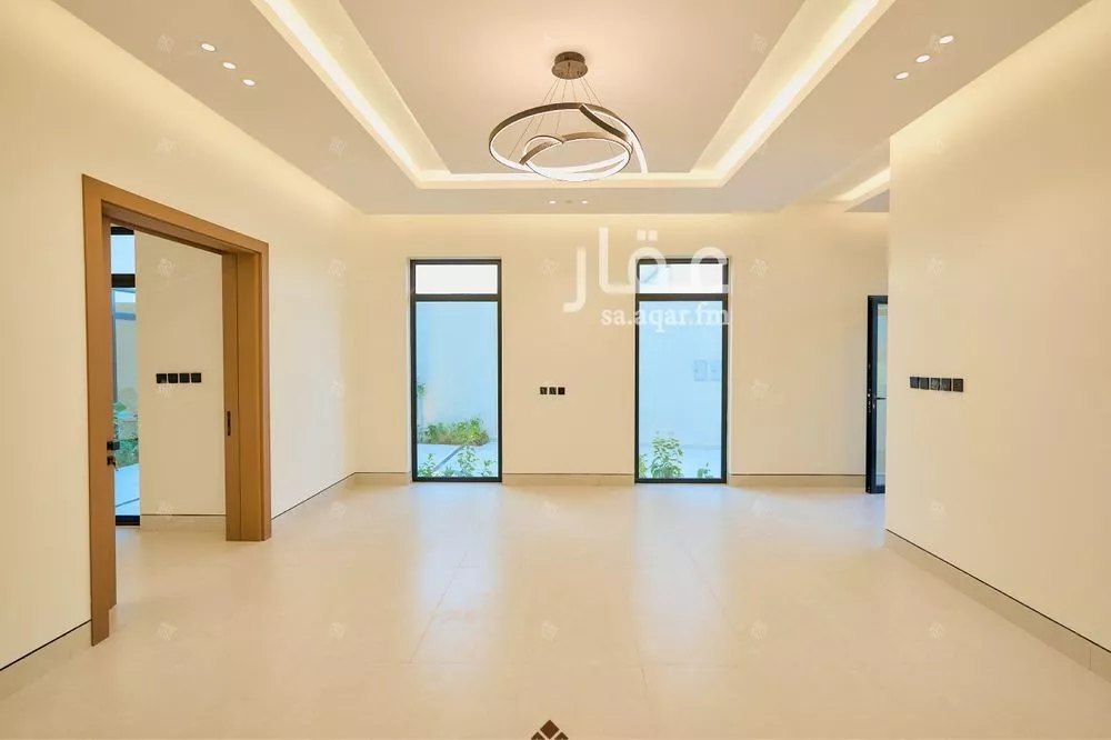 6 bedroom villa in Al Mahdiyyah 6