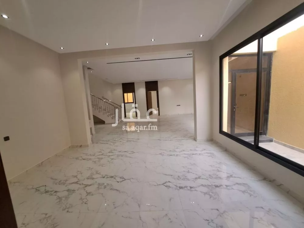 6 bedroom villa in Tuwaiq 22