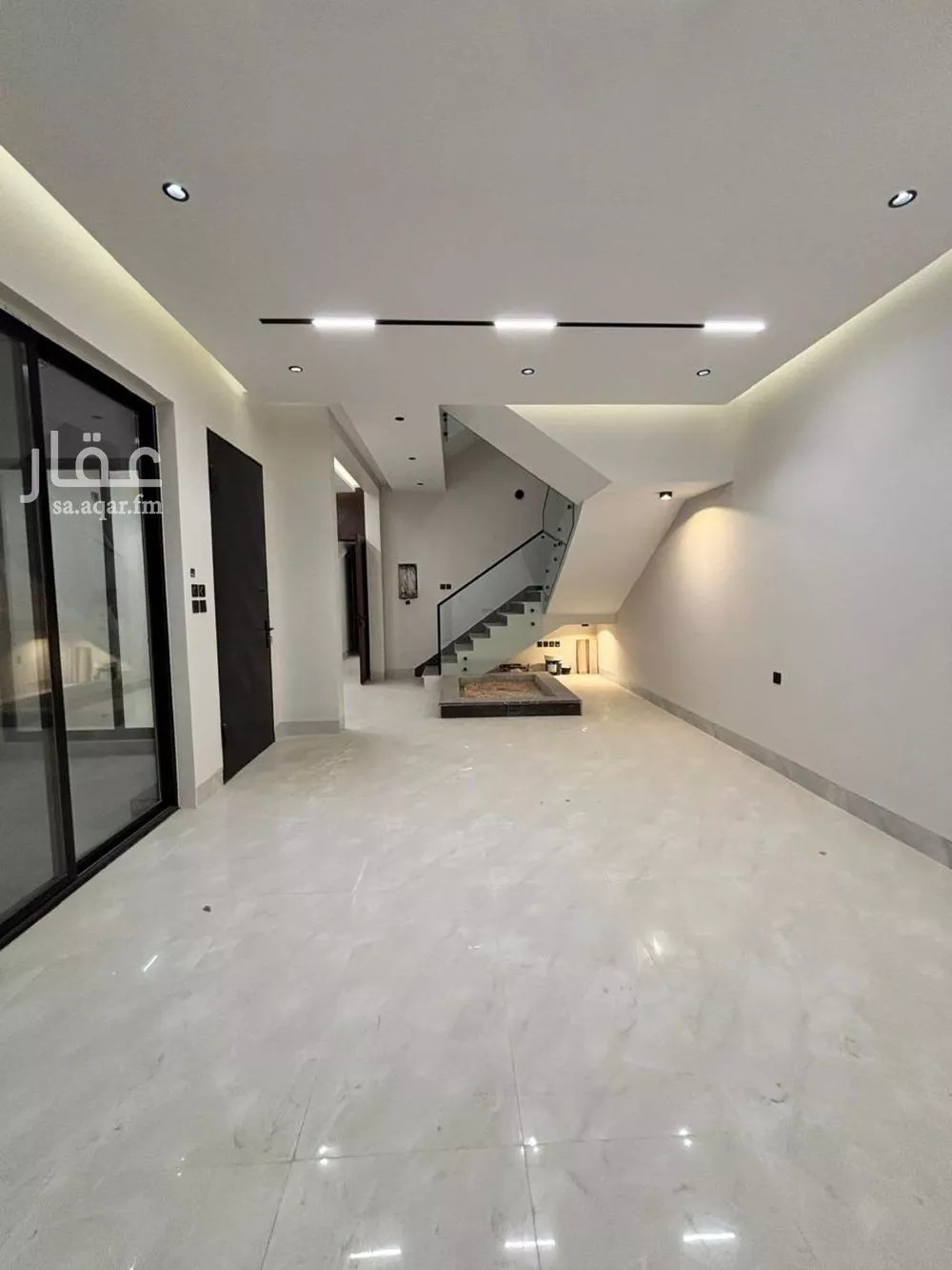 5 bedroom villa in Al Mahdiyyah 8