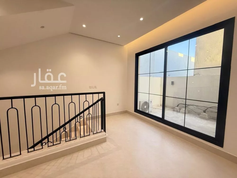 6 bedroom villa in Al Mahdiyyah 24