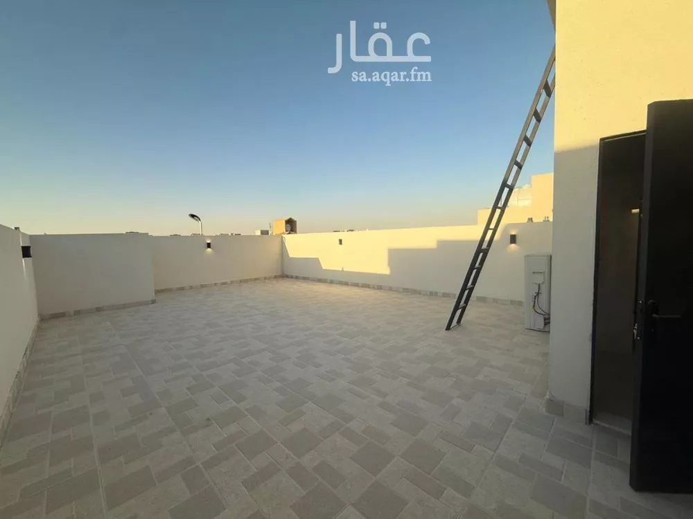6 bedroom villa in Al Mahdiyyah 28