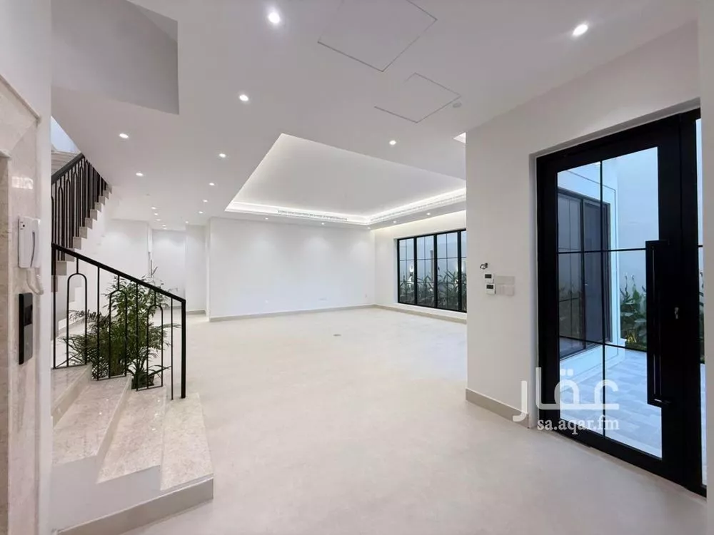 6 bedroom villa in Al Mahdiyyah 6