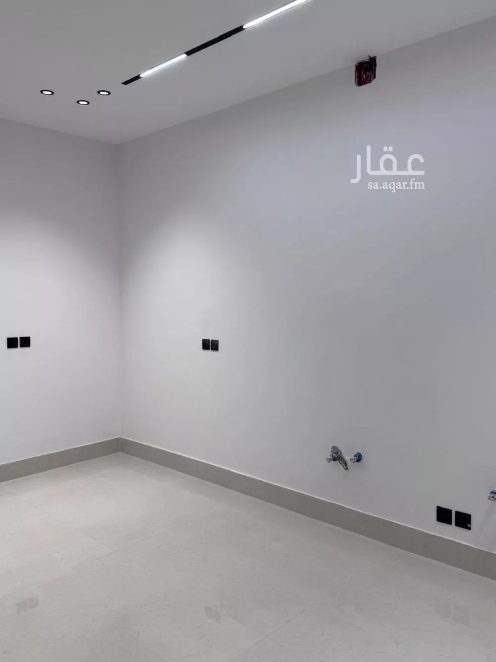 فيلا 4 غرف في المهدية 6