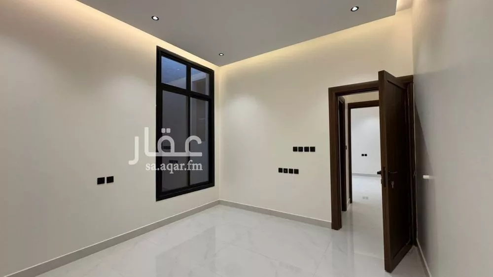 فيلا 6 غرف في المهدية 9