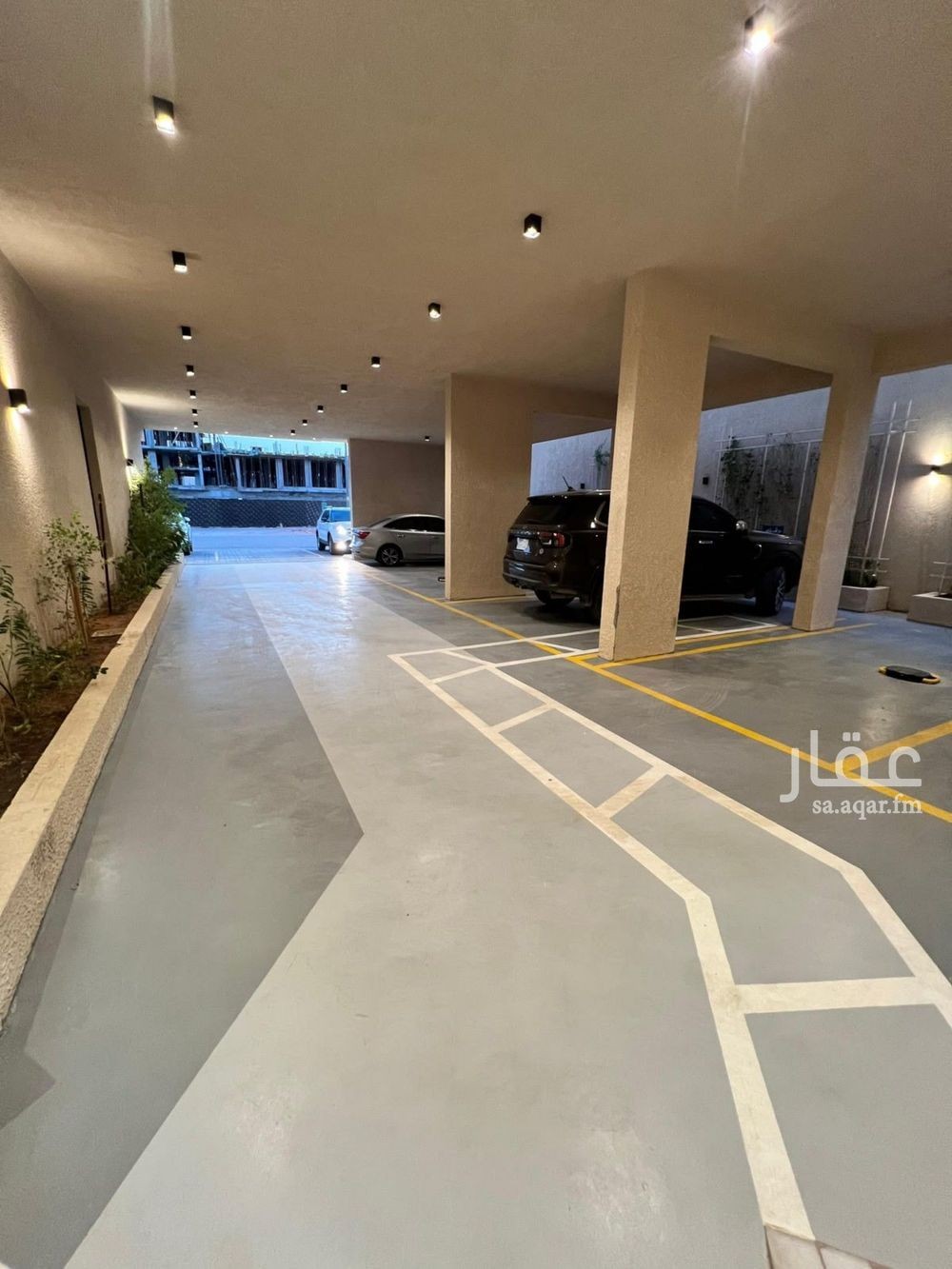 4 bedroom apartment in Al Rimal, Riyadh 15