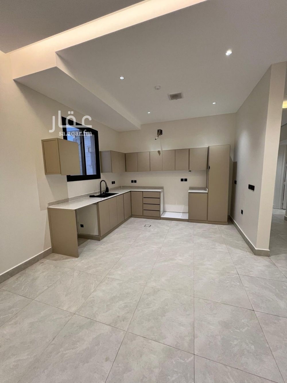 4 bedroom apartment in Al Rimal, Riyadh 13