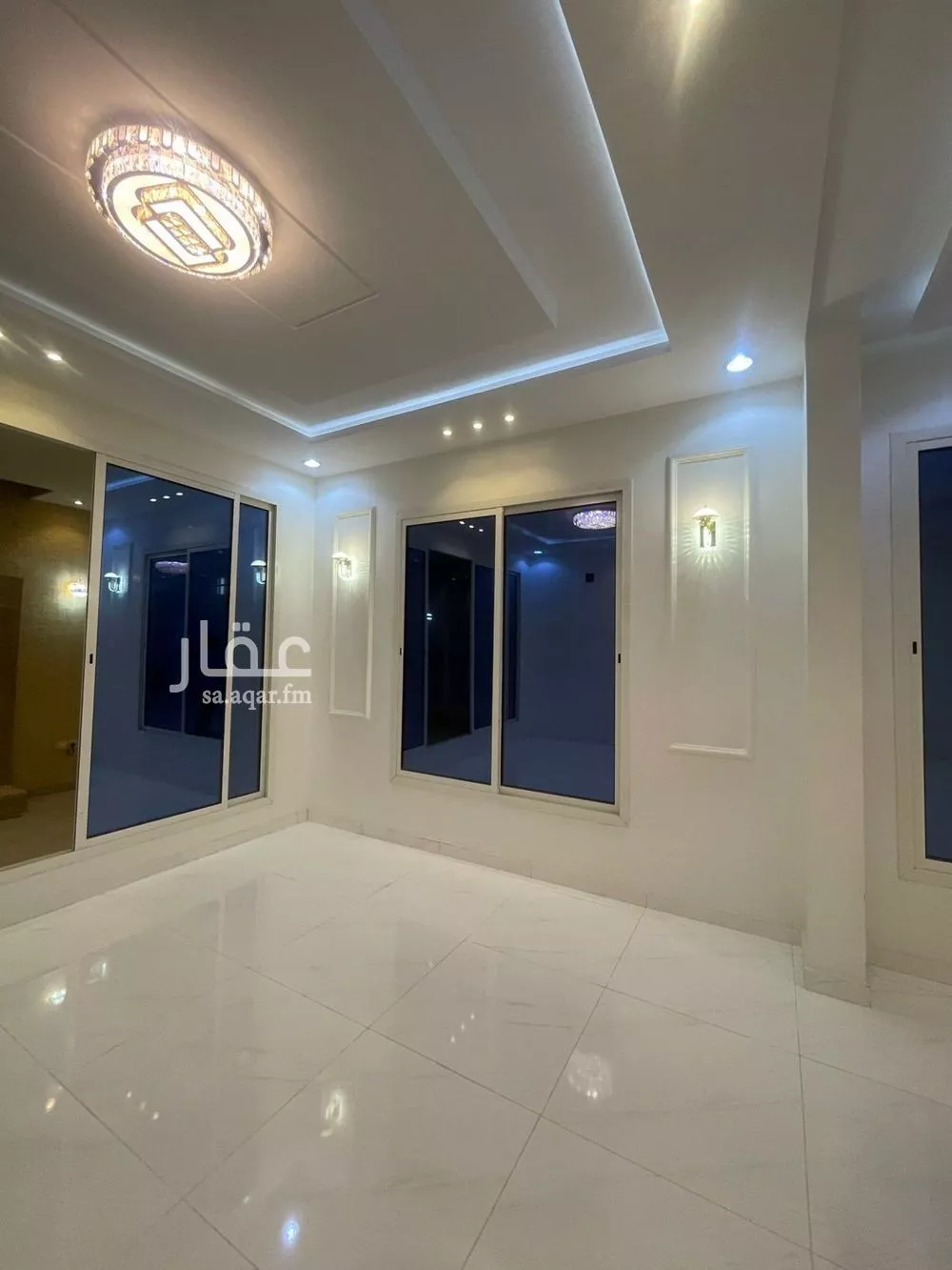 فيلا 8 غرف في الشرق 21