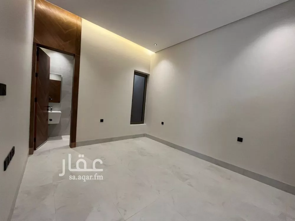 6 bedroom villa in Al Mahdiyyah 13