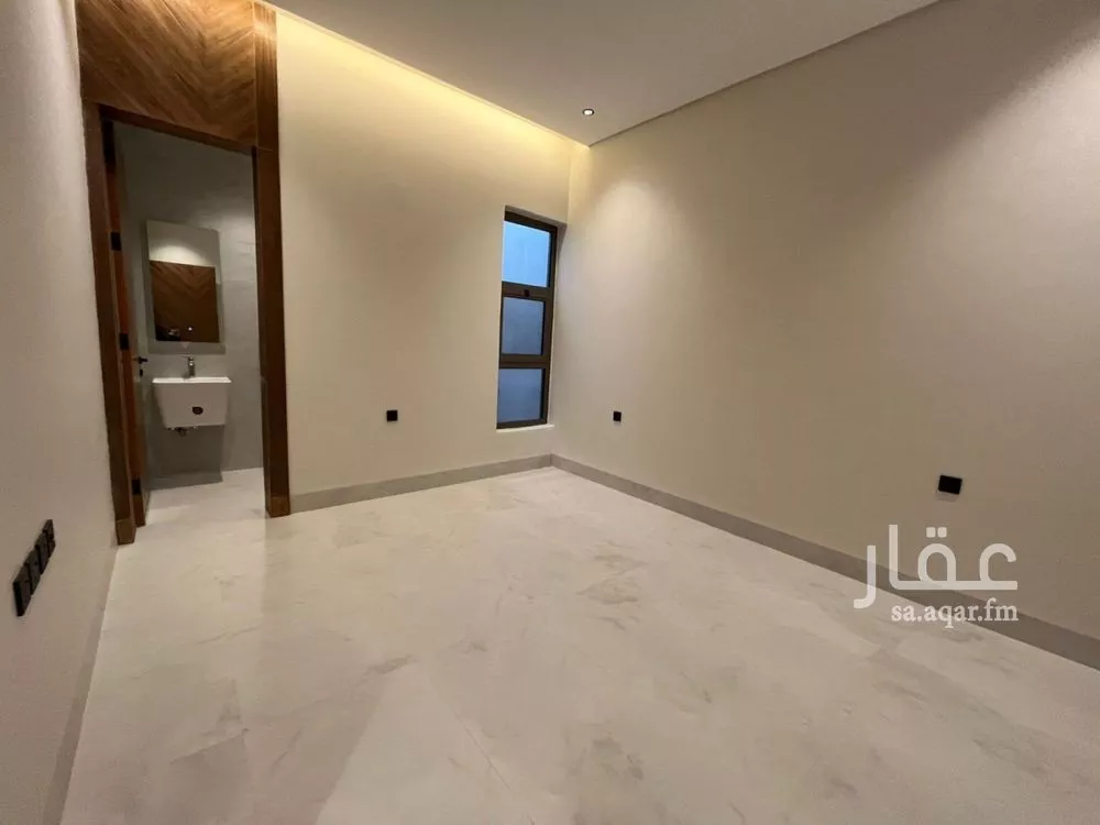 6 bedroom villa in Al Mahdiyyah 14