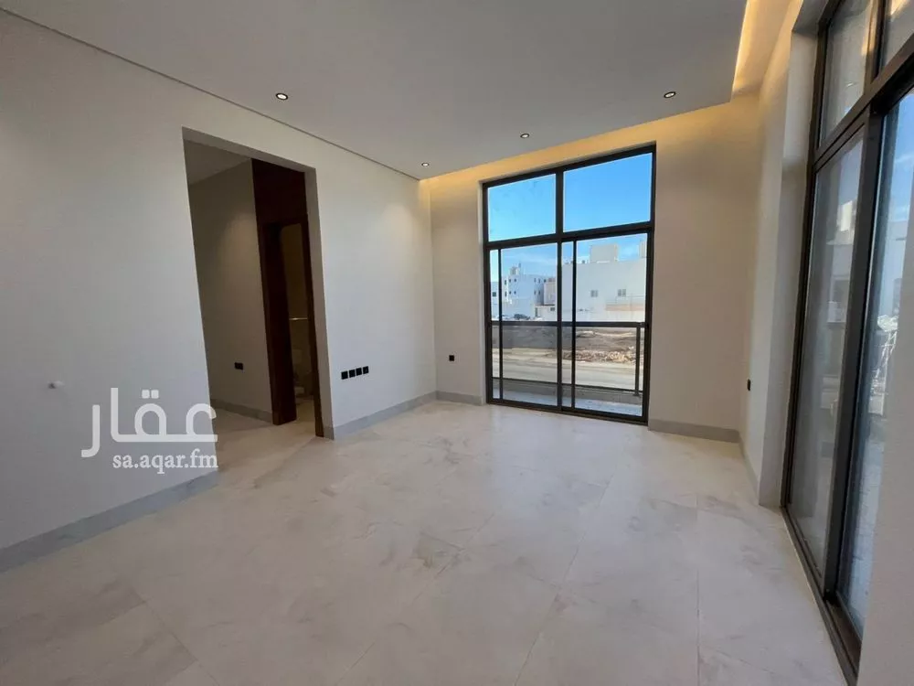 6 bedroom villa in Al Mahdiyyah 15