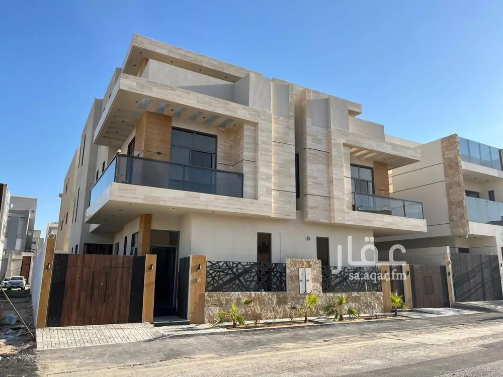 6 bedroom villa in Al Mahdiyyah 4