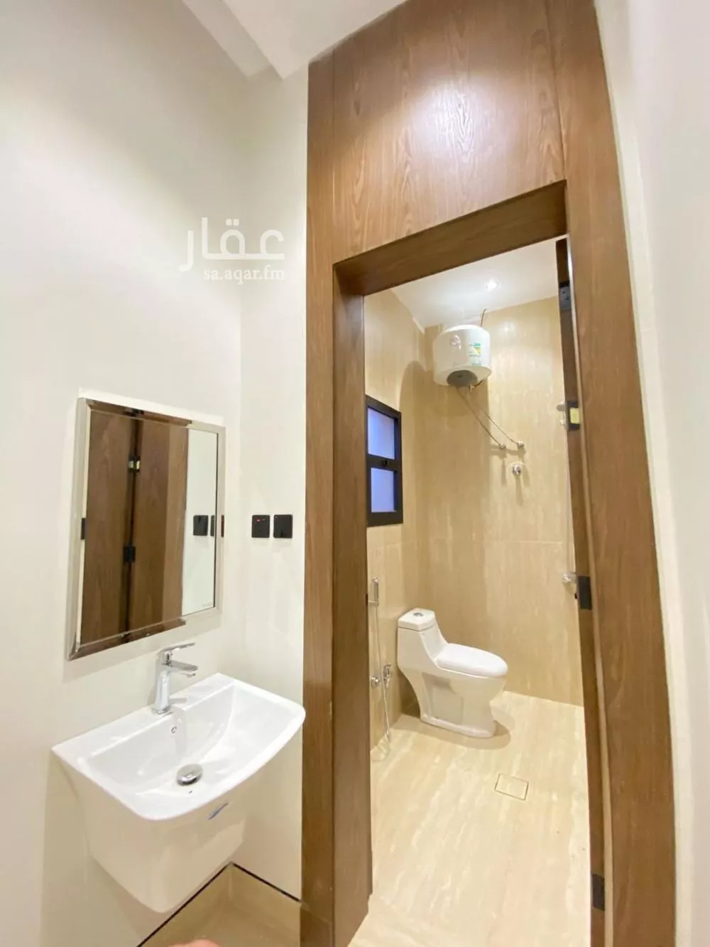 6 bedroom villa in Al Mahdiyyah 24