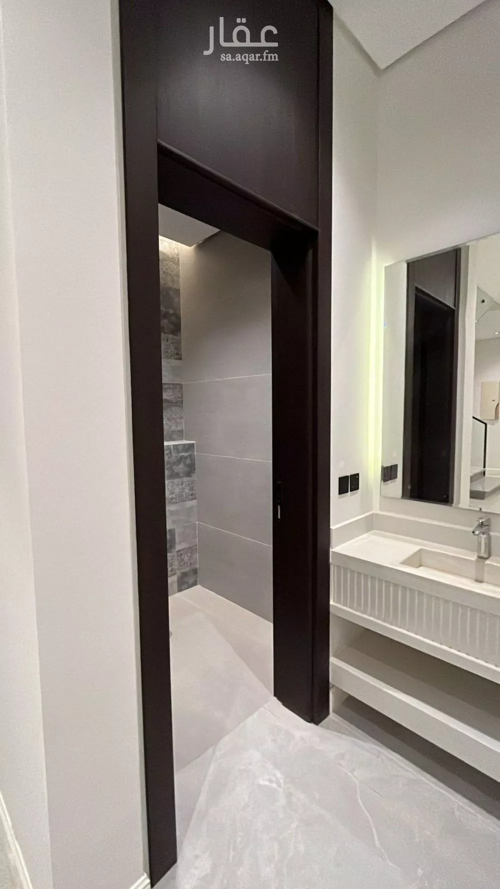 5 bedroom villa in Al Mahdiyyah 8