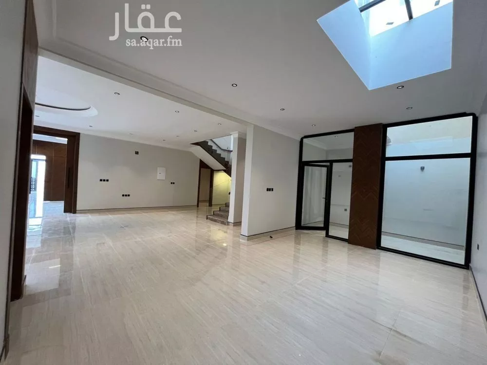 5 bedroom villa in Al Mahdiyyah 16