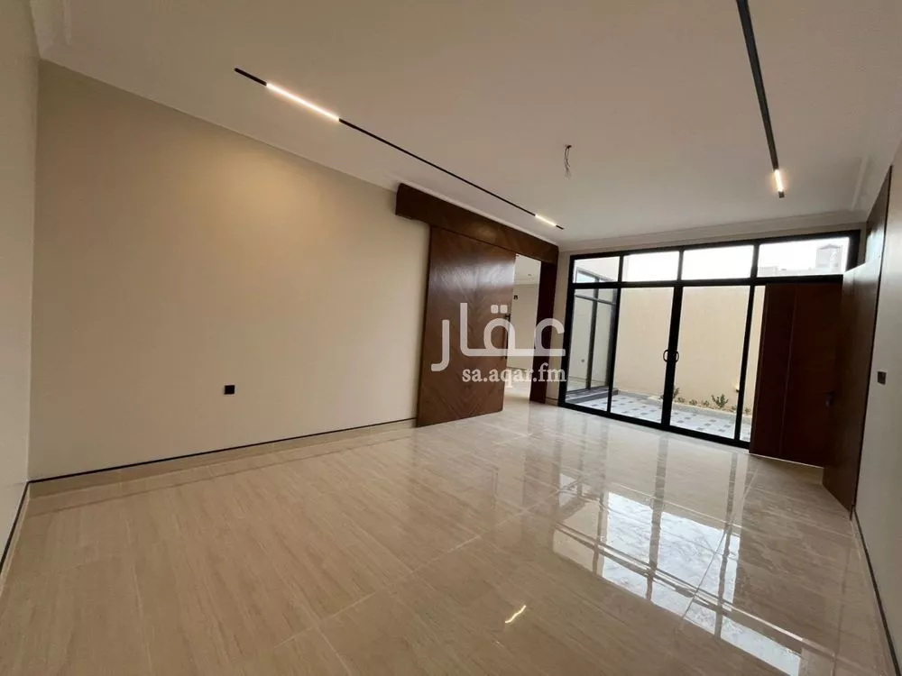 5 bedroom villa in Al Mahdiyyah 17