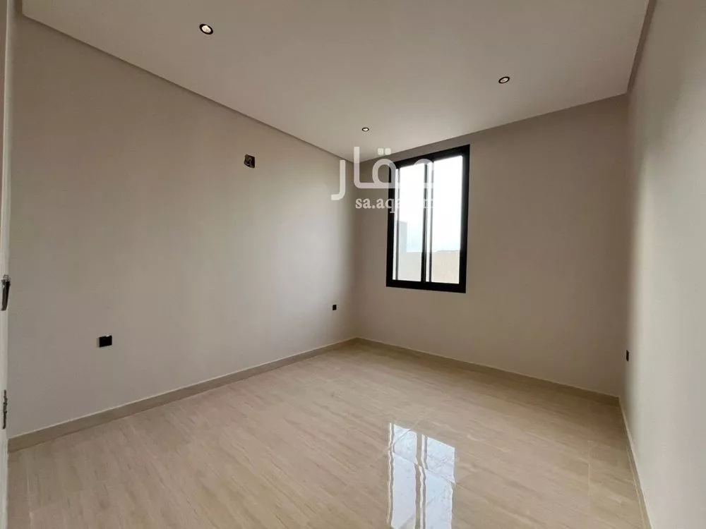5 bedroom villa in Al Mahdiyyah 26