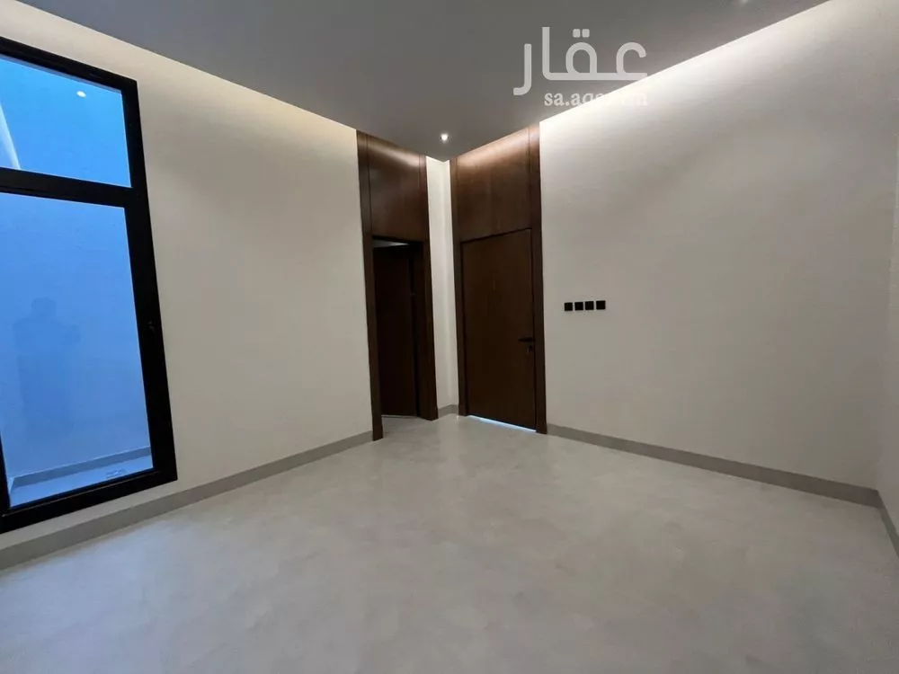 5 bedroom villa in Al Mahdiyyah 17