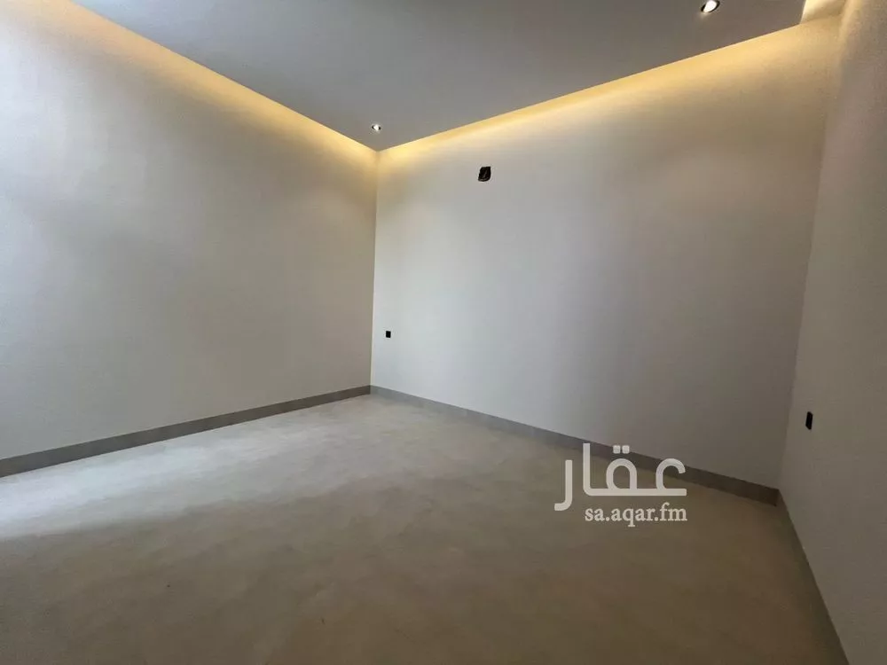5 bedroom villa in Al Mahdiyyah 27