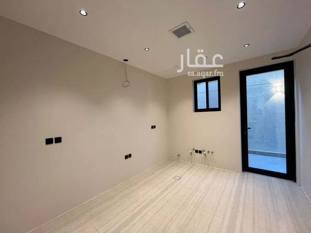 فيلا 7 غرف في المهدية 12