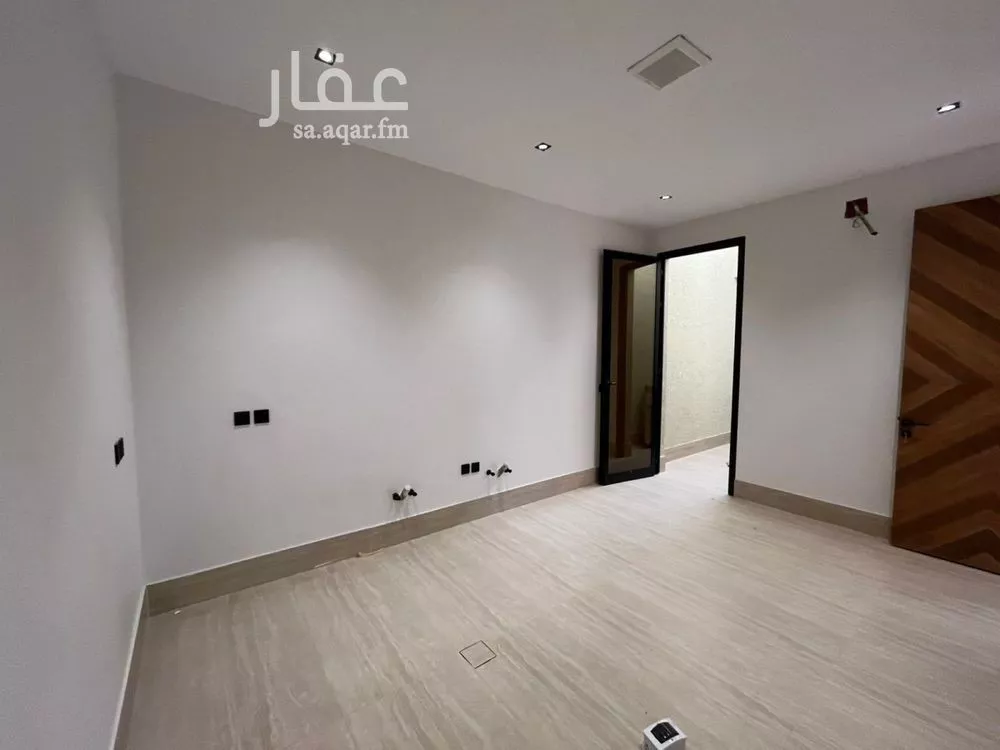 فيلا 6 غرف في المهدية 12