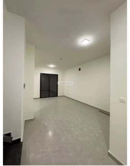 4 bedroom villa in King Khalid International Airport, Riyadh 3