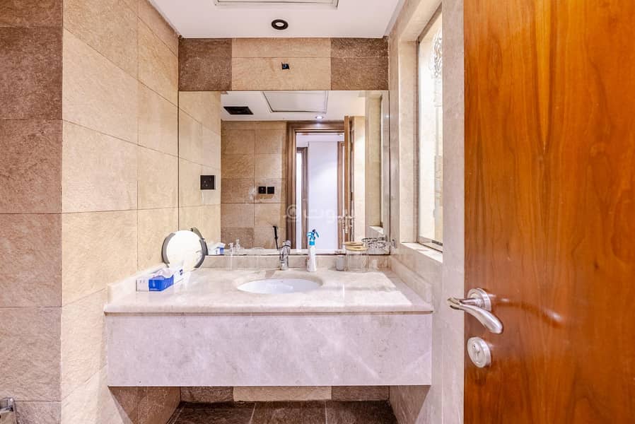 3 bedroom villa in Al Shati, Jeddah 38