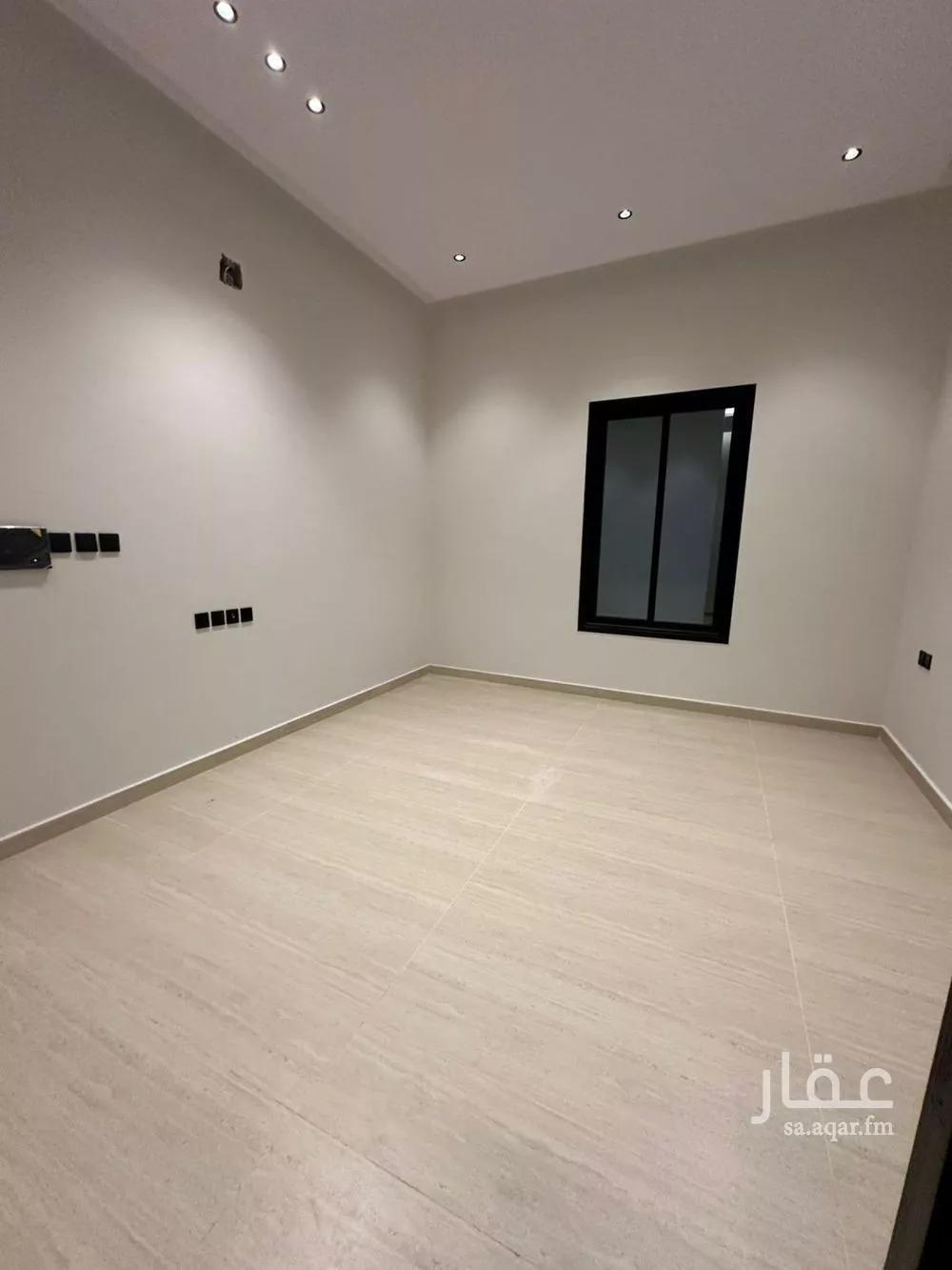8 bedroom apartment in Al Janadriyah 11
