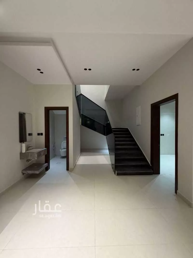 5 bedroom villa in Al Rimal 8