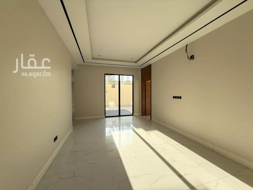 5 bedroom villa in Al Mahdiyyah 14