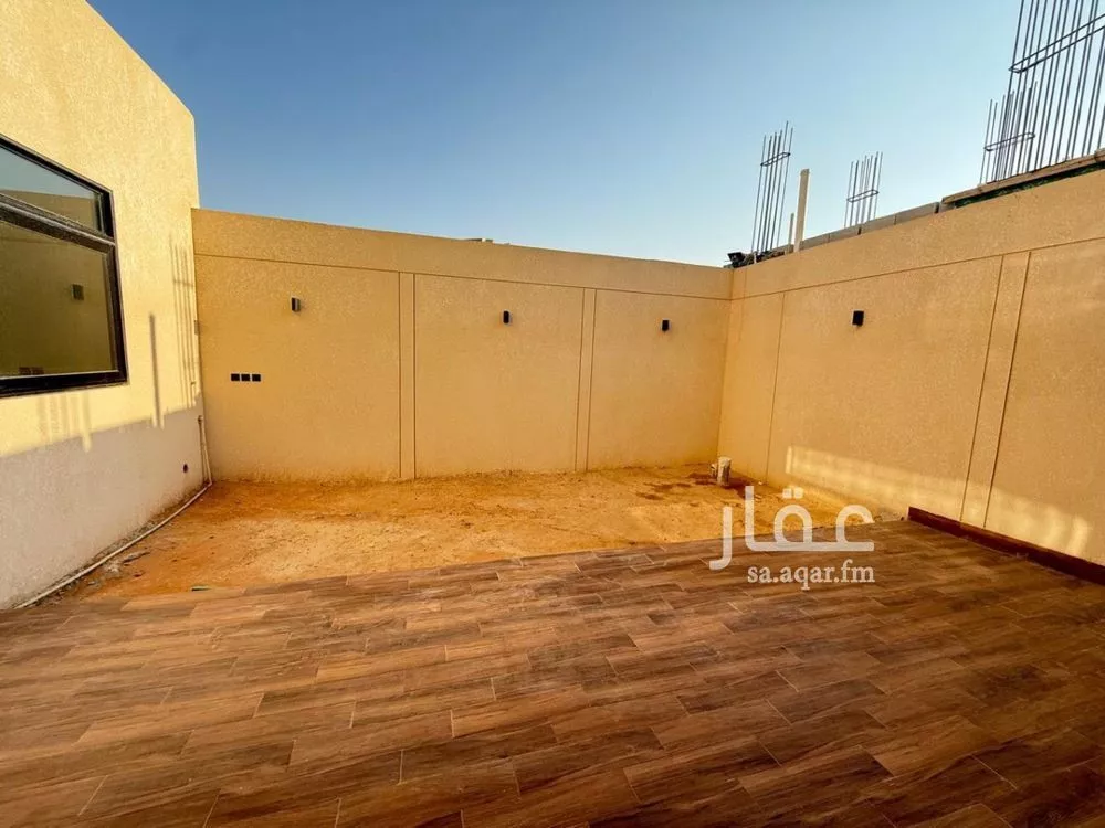 5 bedroom villa in Al Mahdiyyah 7