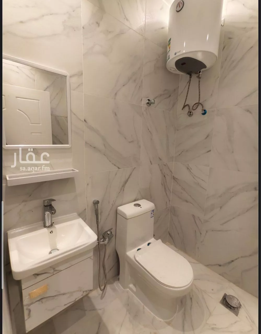 شقة 1 غرف في الفلاح 5