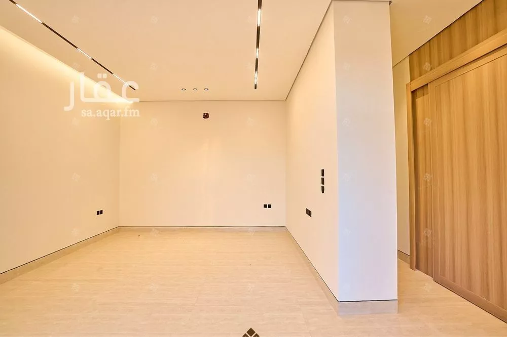 6 bedroom villa in Al Mahdiyyah 26