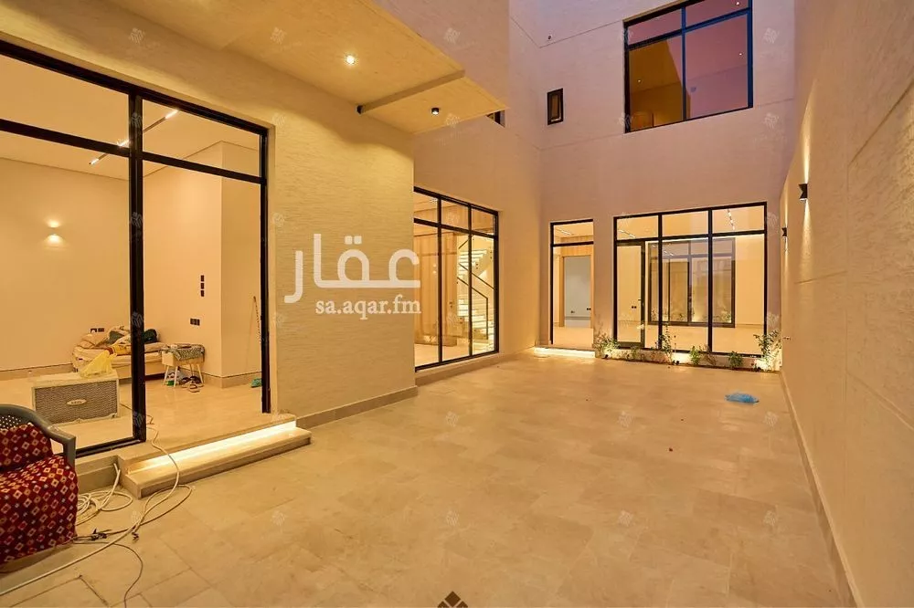 6 bedroom villa in Al Mahdiyyah 5