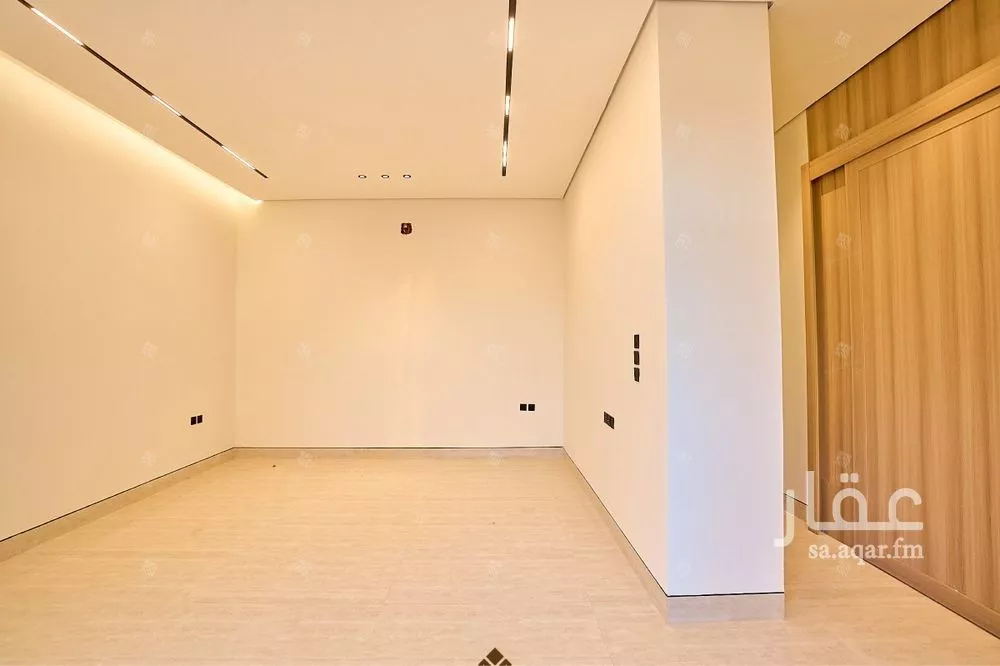 6 bedroom villa in Al Mahdiyyah 10